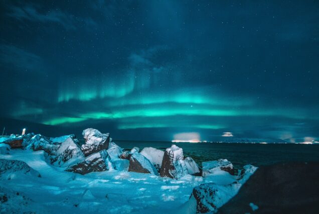 Iceland with Northern lights - Book trips